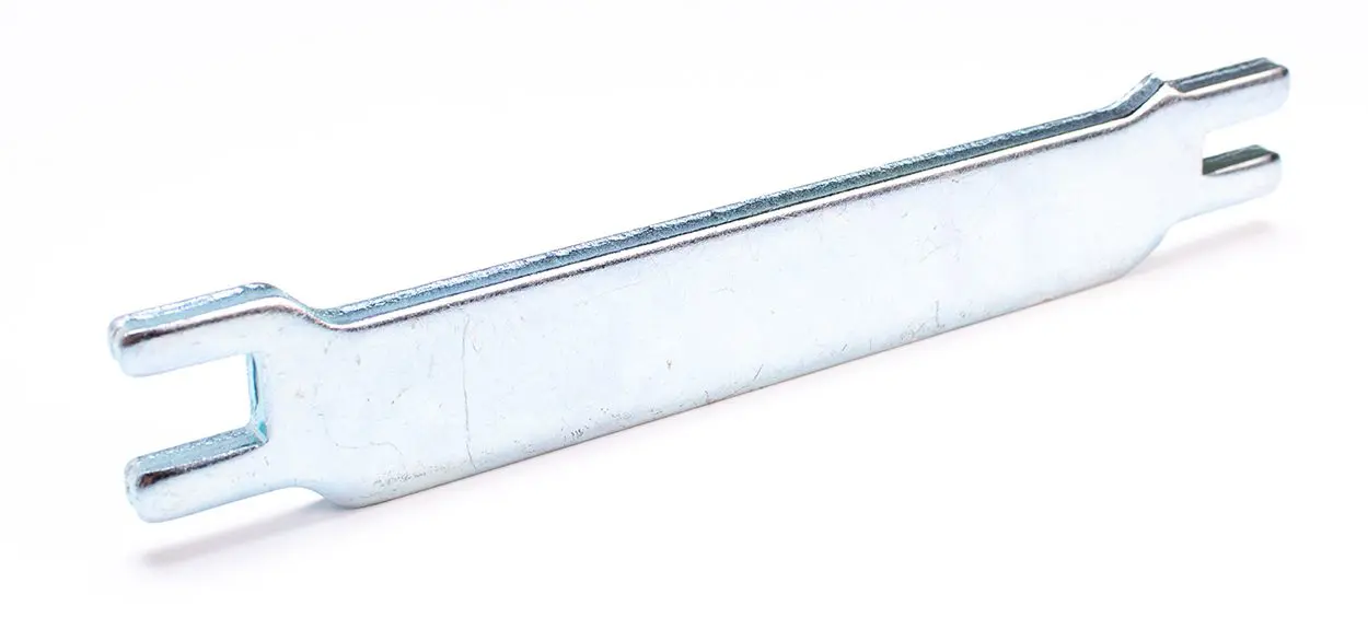 1964-1988 Chevrolet Camaro|Chevelle|Chevy II|El Camino|Malibu|Monte Carlo|Nova|S10|S15 Park Brake Horizontal Guide Bar