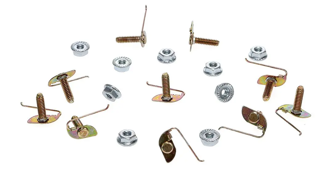 1970 Dodge Challenger Hood Lip Molding Clip Kit-FDCF-CBM3C