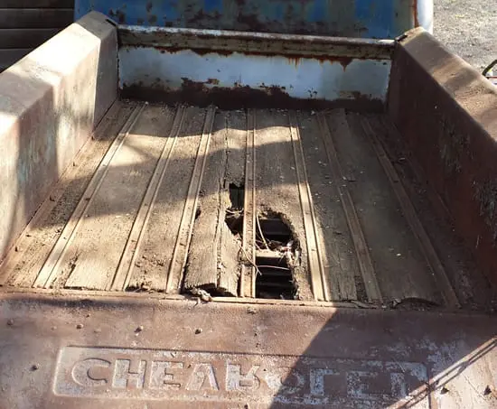 1953 chevy truck bed - before