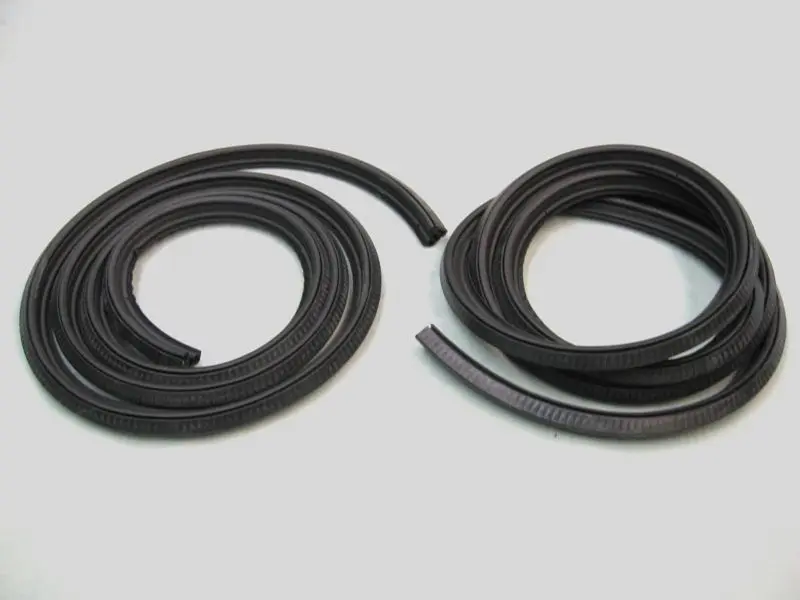 Ford Ranger Dr Door Seal Kit.jpg