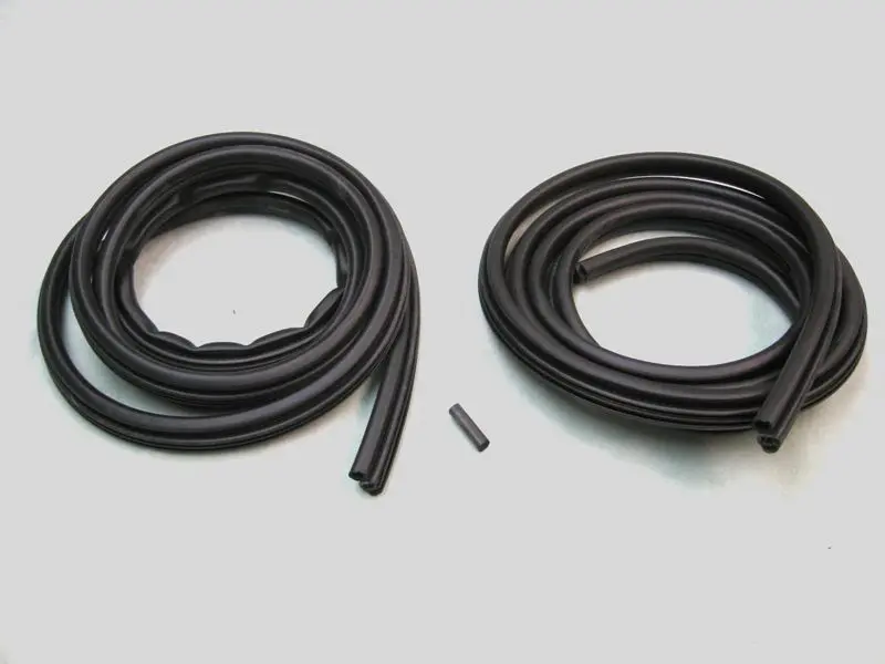 Ford Pickup Front Door Seal Kit Super Cab.jpg