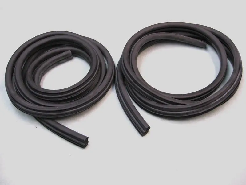 Ford Super Duty Front Door Seal Kit Regular and Crew Cab.jpg