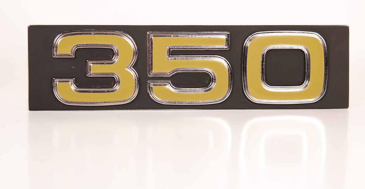 1975-1976 Chevrolet Blazer|Suburban|Pickup Truck Grille Emblem
