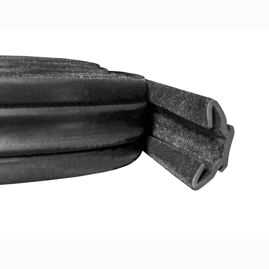 2005-2007 Peterbilt 379 Glass Run Channel - Driver Or Passenger