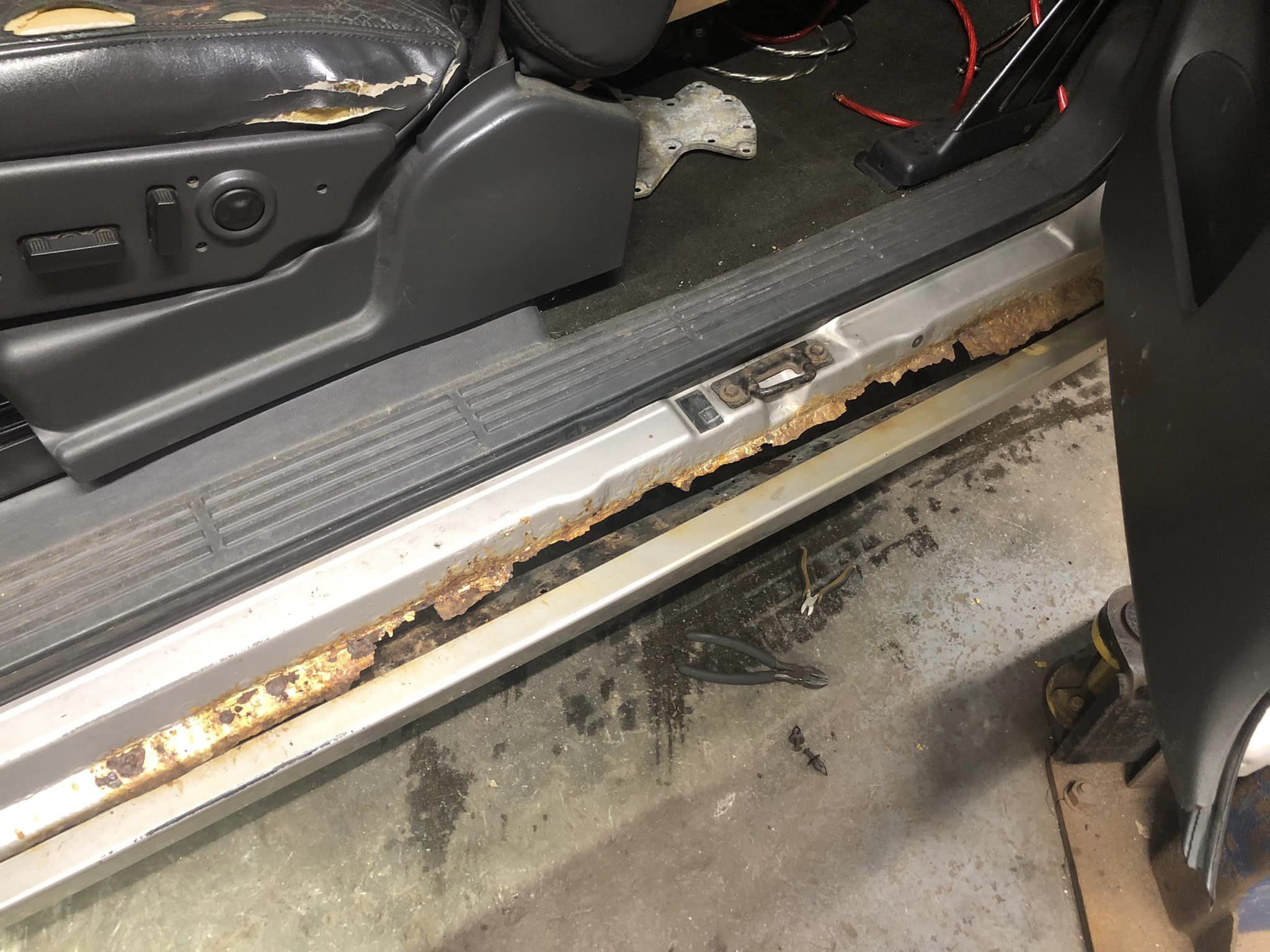 What are Rocker Panels? When and How Should They Be Replaced? - In The  Garage with